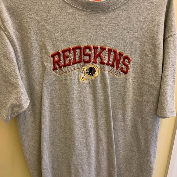 NFL Tops - WOMENS NFL VINTAGE REDSKINS TSHIRT SIZE LG
